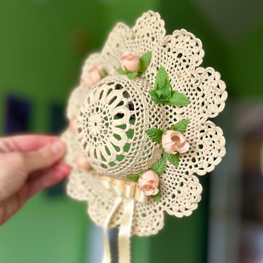 VTG Cottagecore Farmhouse Meadow Faux Material Hat Lace Tassel Wall Decor Art - Picture 3 of 8